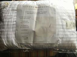 Joseph Abboud Down Alternative hypoallergenic Damask cover Q